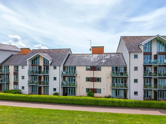 1 Bedroom Apartment For Sale In Kittiwake Drive, Portishead, North Somerset, BS20