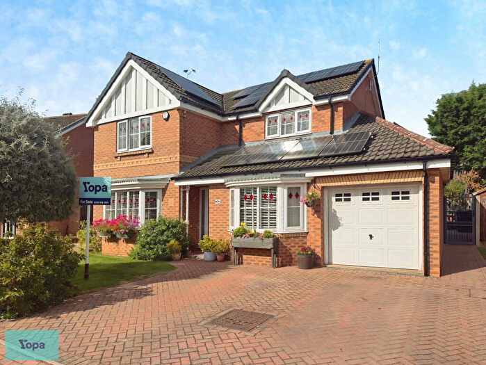 4 Bedroom Detached House For Sale In Lower Pasture, Blaxton, Doncaster, DN9
