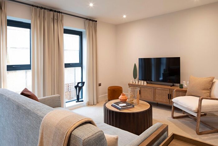 4 Bedroom Town House For Sale In Frankum Mews, N17