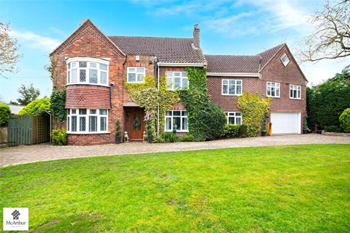 9 Bedroom Detached House For Sale In Pinfold Lane, Tickhill, Doncaster, South Yorkshire, DN11