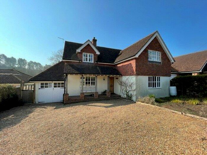 4 Bedroom Detached House To Rent In Fullers Road, Rowledge, Farnham, Surrey, GU10