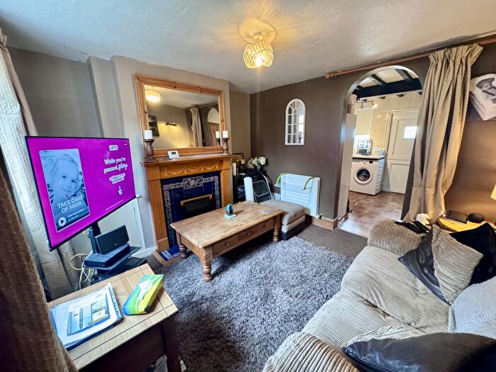 2 Bedroom Cottage To Rent In Church Lane, Cotgrave, NG12