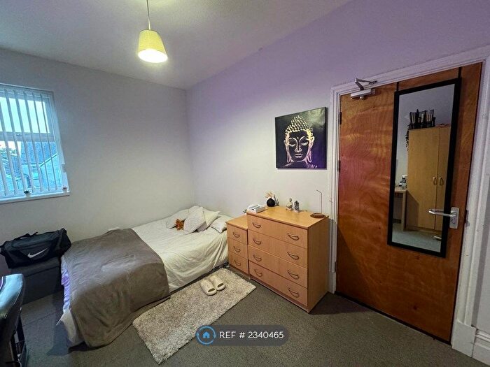 6 Bedroom Terraced House To Rent In Bernard Street, Uplands, Swansea, SA2