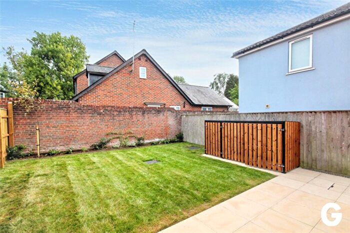 2 Bedroom End Of Terrace House To Rent In Strides Lane, Ringwood, Hampshire, BH24