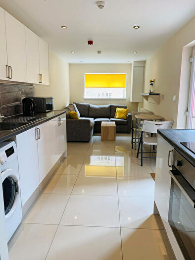 3 Bedroom Terraced House To Rent In King Edward Road, SA1