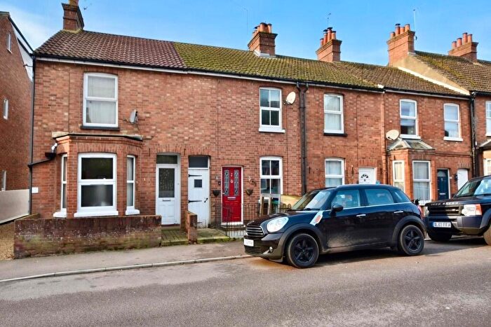 2 Bedroom Terraced House For Sale In Rothschild Road, Wing, LU7