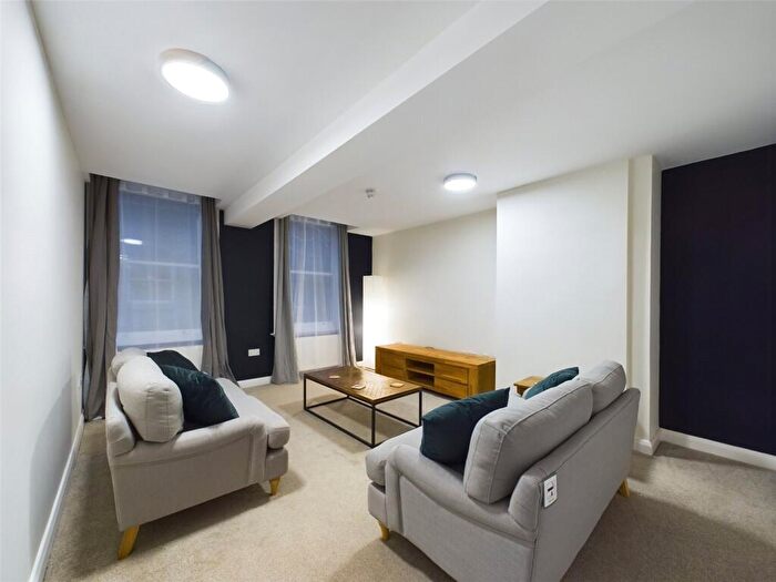 2 Bedroom Apartment To Rent In Coopers Brow, Stockport, Greater Manchester, SK1