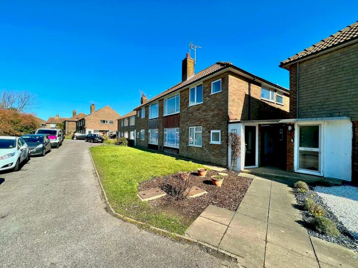 2 Bedroom Flat To Rent In Brougham Road, Worthing, BN11