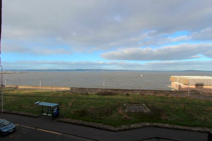 2 Bedroom Flat To Rent In Lower Granton Road, Leith, Edinburgh, EH5