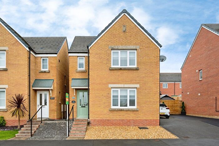 3 Bedroom Detached House For Sale In Maes Y Glo, Llanelli, SA14