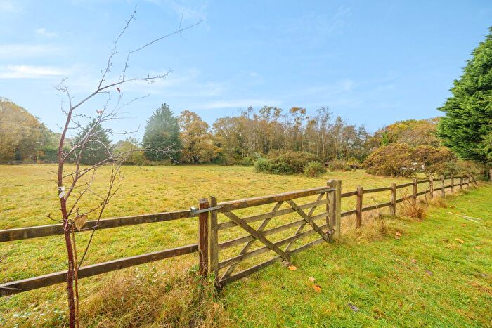 2 Bedroom Detached Bungalow For Sale In Hollywater Road, Hollywater, GU35