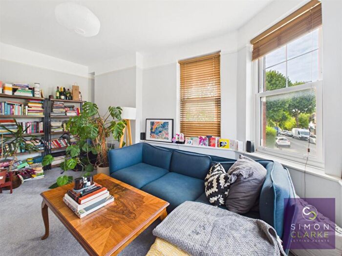 2 Bedroom Flat To Rent In Park Road, Crouch End, N8