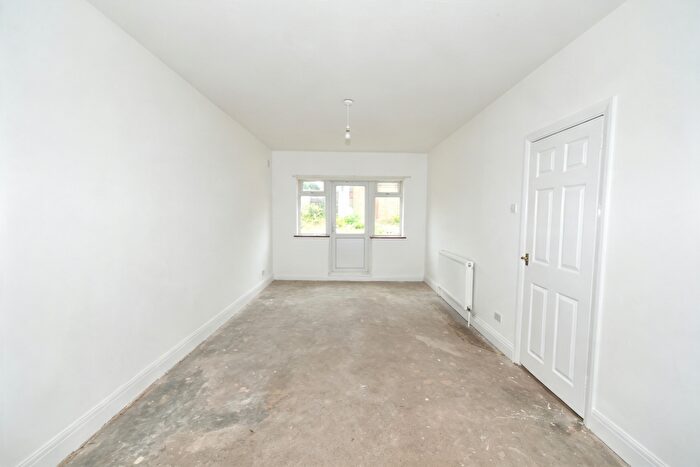 5 Bedroom Terraced House To Rent In Barnet, EN5