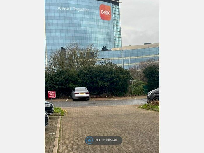 1 Bedroom Flat To Rent In Riverbank Way, Brentford, TW8