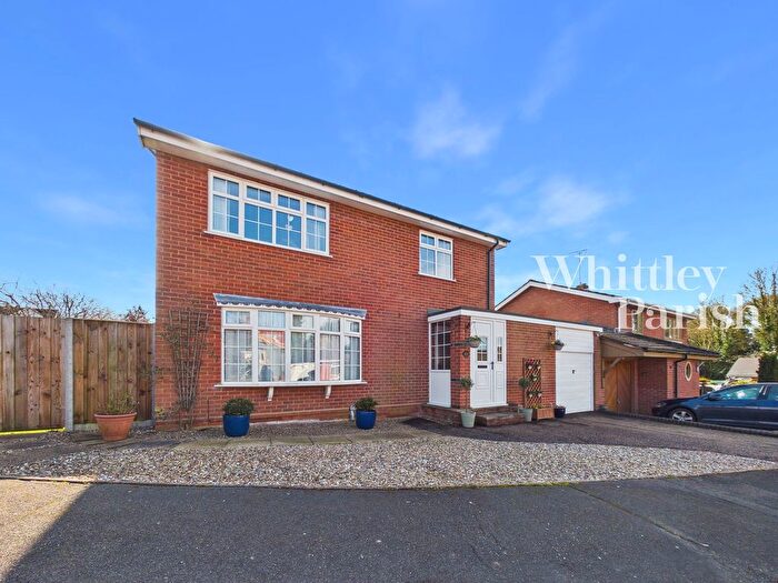 3 Bedroom Detached House For Sale In Sheddick Court, Dereham, NR19