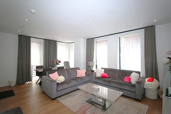 2 Bedroom Flat For Sale In Manchester New Square Whitworth Street, M1