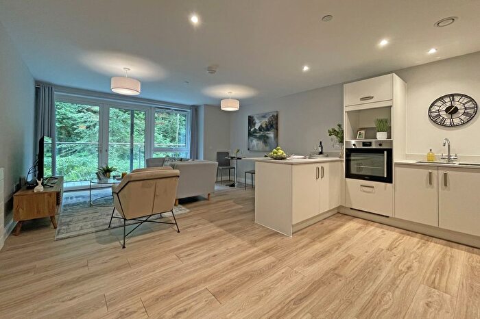 1 Bedroom Property To Rent In Kingston Road, Ewell Village, Surrey, KT17