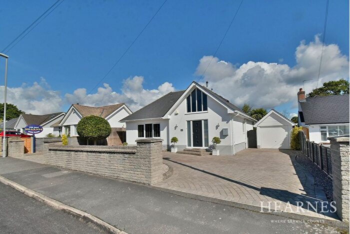 2 Bedroom Detached Bungalow For Sale In Linden Close, West Parley, Ferndown, BH22