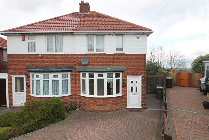 2 Bedroom Semi-Detached House To Rent In Birch Crescent, Tividale, Oldbury, West Midlands, B69
