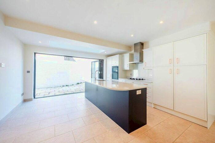 3 Bedroom End Of Terrace House To Rent In Armoury Way, Wandsworth, London, SW18