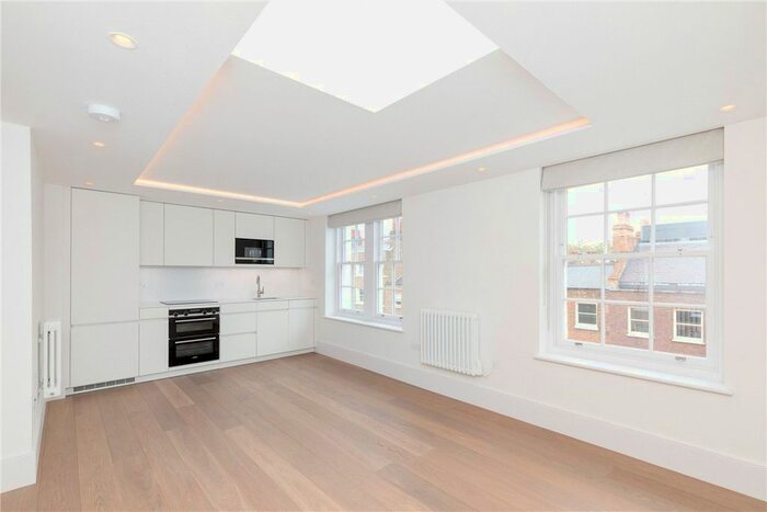 1 Bedroom Flat To Rent In Upper Berkeley Street, Marylebone, London, W1H