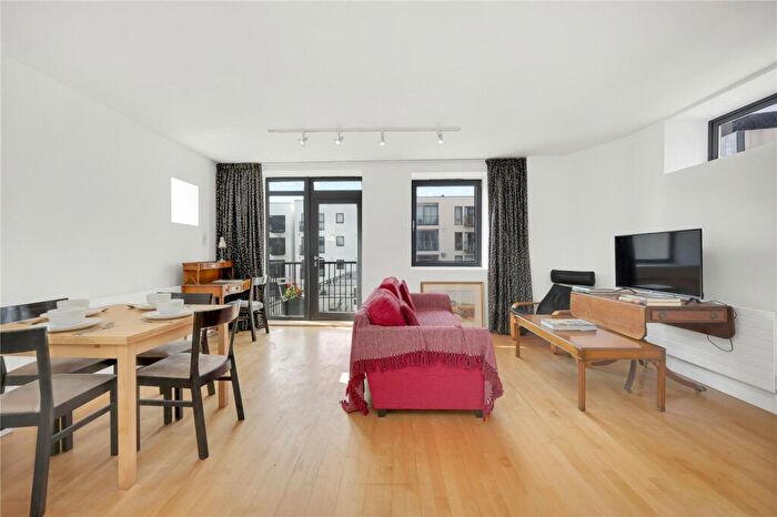 1 Bedroom Apartment For Sale In Britton Street, EC1M