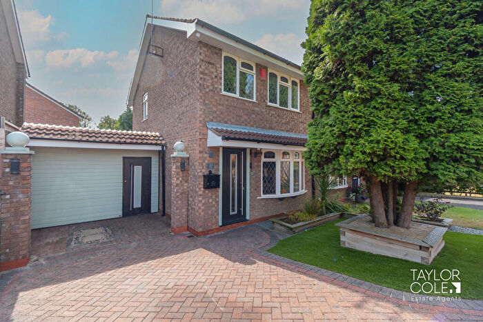 3 Bedroom Semi-Detached House For Sale In Lintly, Wilnecote, B77