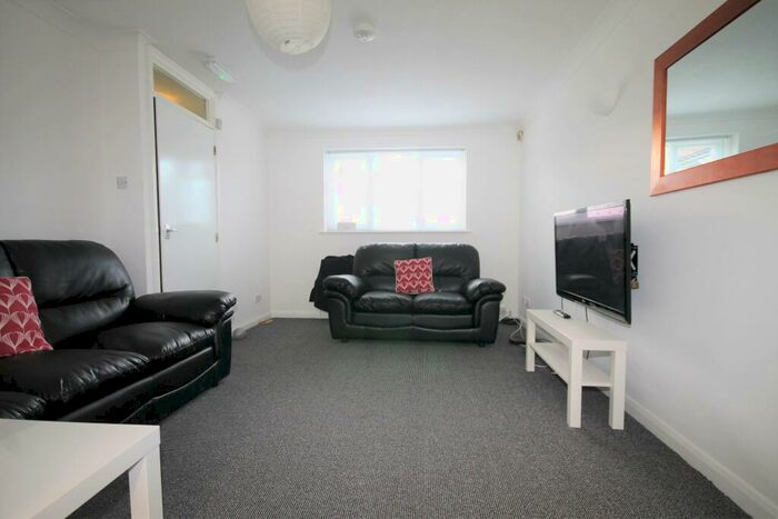 1 Bedroom Semi-Detached House To Rent In Room, Regency Place, Canterbury, CT1