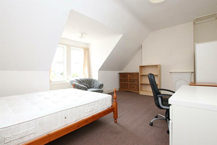 4 Bedroom House To Rent In North Road, Combe Down, BA2
