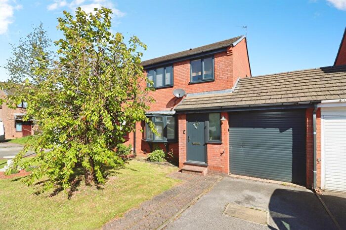 3 Bedroom Semi-Detached House For Sale In Sutherland Avenue, Yate, Bristol, BS37