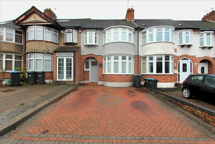 3 Bedroom Terraced House To Rent In Great Cambridge Road, Enfield, EN1