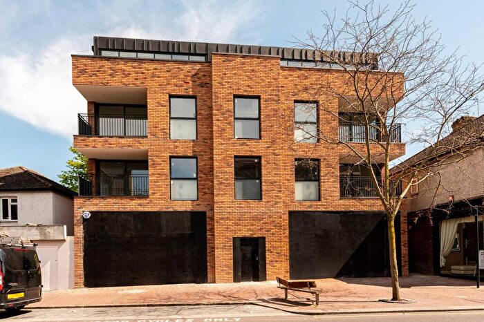 2 Bedroom Flat To Rent In High Street, Purley, CR8