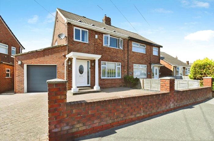 4 Bedroom Semi-Detached House For Sale In Dawnay Road, Hull, HU11
