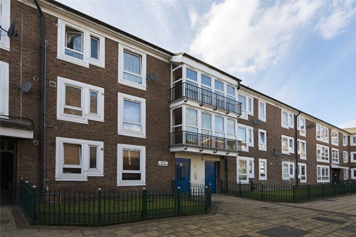 2 Bedroom Flat To Rent In Old Barrowfield, London, E15