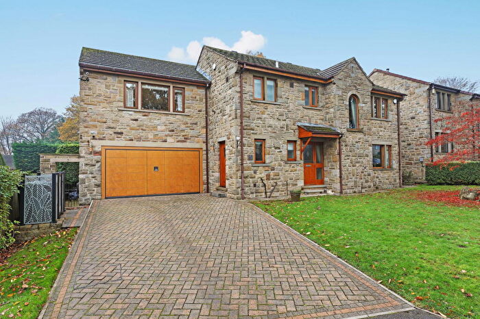 5 Bedroom Detached House For Sale In St. Pauls Road, Kirkheaton, HD5