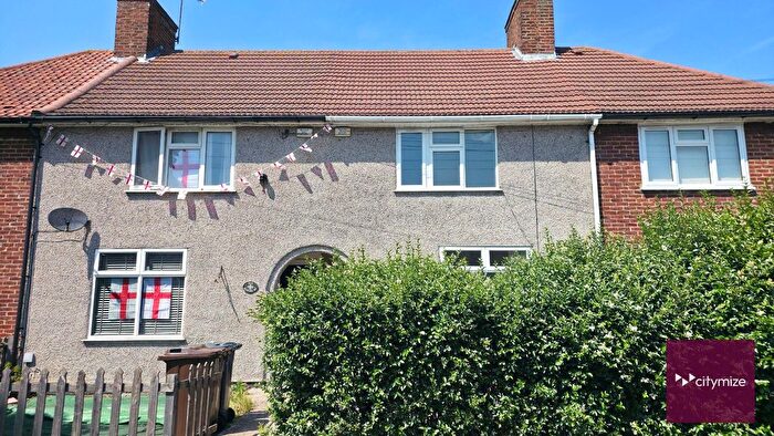 3 Bedroom Terraced House To Rent In Becontree Avenue, Dagenham, RM8