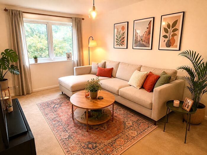 1 Bedroom Flat To Rent In Nickelby House, South Ealing Road, London, W5