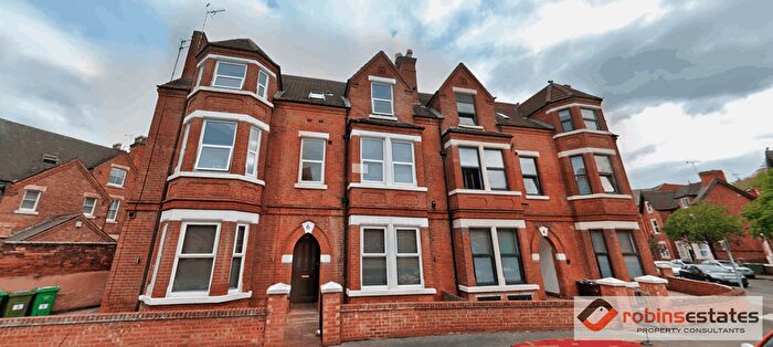 2 Bedroom Flat To Rent In Fishpond Drive, Nottingham, NG7