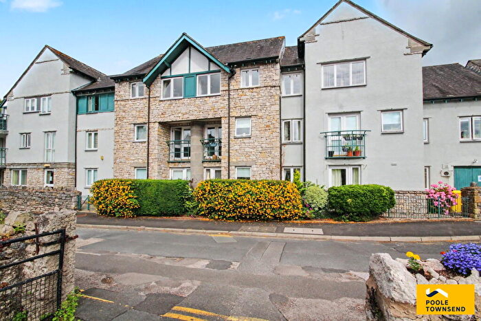 2 Bedroom Apartment For Sale In Hampsfell Grange, Grange Over Sands, LA11
