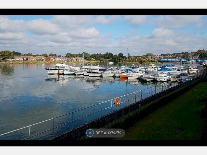 2 Bedroom Flat To Rent In Vespasian Quay, Southampton, SO18