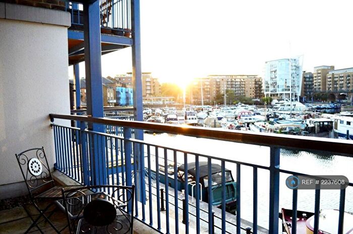 2 Bedroom Flat To Rent In Victory Place, London, E14