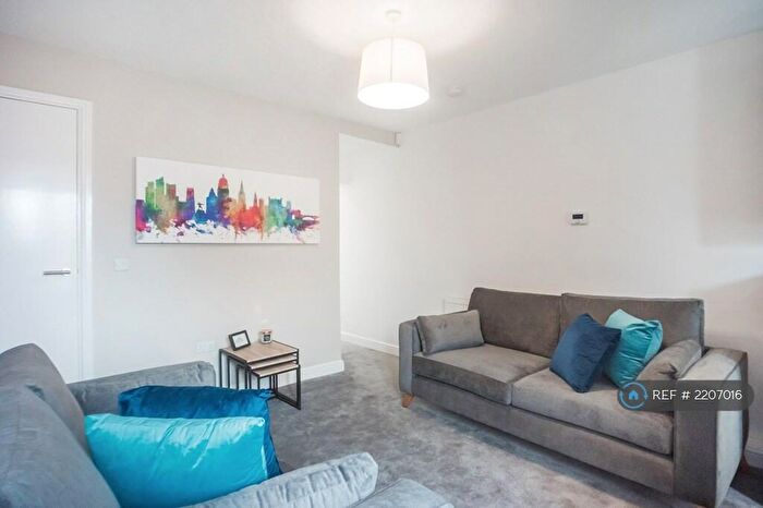 4 Bedroom Semi-Detached House To Rent In Marlborough Road, Nottingham, NG9