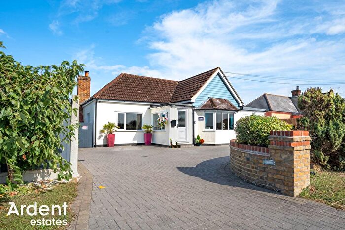 3 Bedroom Detached Bungalow For Sale In Mundon Road, Maldon, CM9