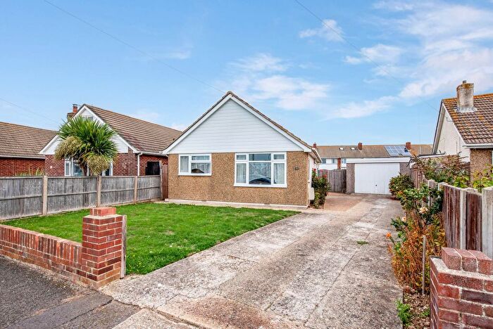 2 Bedroom Detached Bungalow For Sale In Seafield Close, East Wittering, PO20