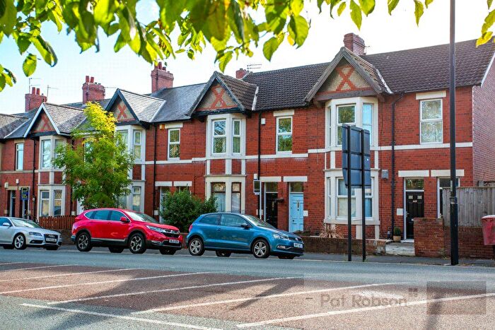 3 Bedroom Flat To Rent In Salters Road, Gosforth, Newcastle Upon Tyne, NE3