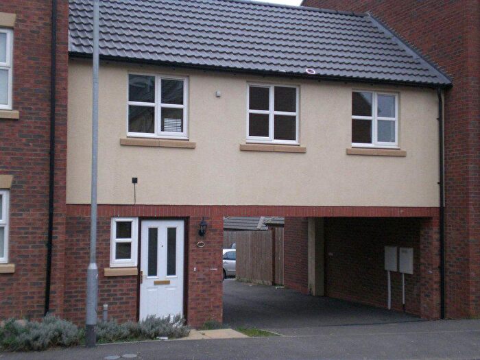 2 Bedroom Flat To Rent In Carlisle Close, Corby, NN18