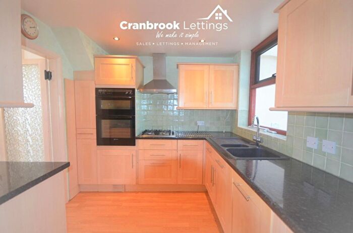3 Bedroom Terraced House To Rent In Headley Drive, IG2