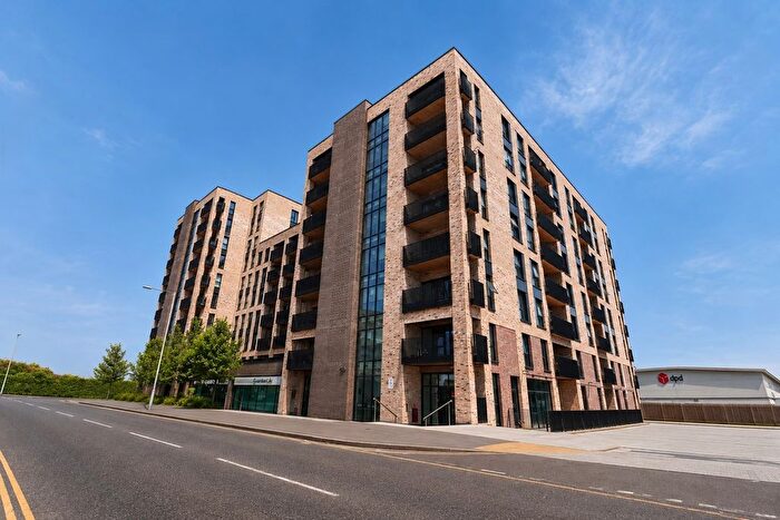 1 Bedroom Flat For Sale In Merrielands Crescent, Dagenham, RM9