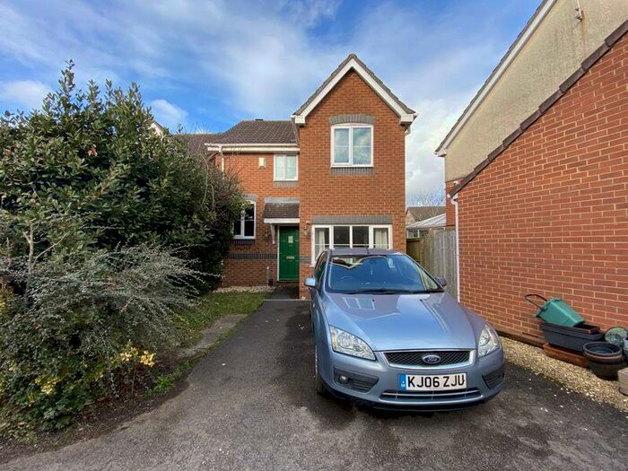 3 Bedroom Detached House To Rent In Ellan Hay Road, Bristol, BS32