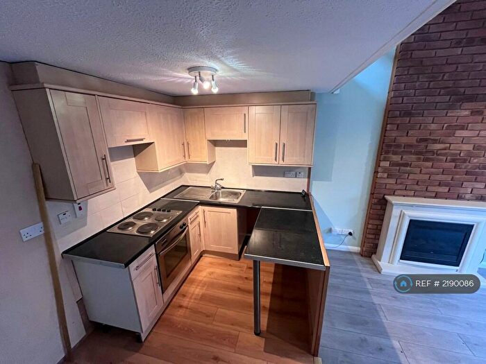 1 Bedroom Terraced House To Rent In Foxtail Close, Stratford-Upon-Avon, CV37